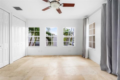Touwnhouse à vendre à Fort Lauderdale, Floride: 3 chambres, 265.33 m2 № 2373827 - photo 27