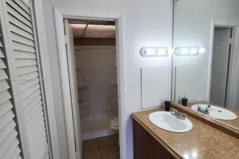 Condominio en venta en Lauderhill, Florida, 2 dormitorios, 106.84 m2 № 1817679 - foto 23