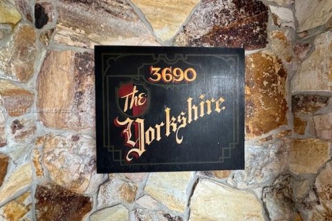 Copropriété à vendre à Lauderhill, Floride: 2 chambres, 106.84 m2 № 1817679 - photo 7