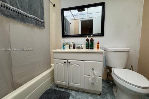 Copropriété à vendre à Lauderhill, Floride: 2 chambres, 106.84 m2 № 1817679 - photo 12
