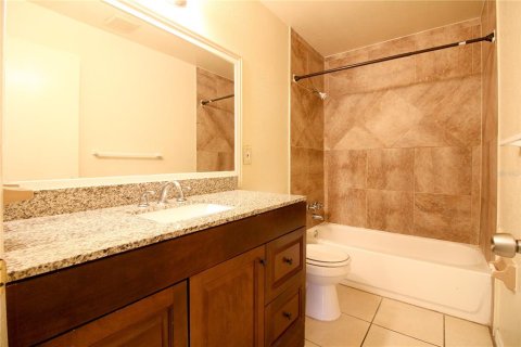 Apartamento en alquiler en Lakeland, Florida, 2 dormitorios, 134.89 m2 № 1912058 - foto 12