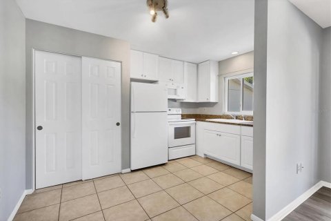 Condominio en venta en Sarasota, Florida, 1 dormitorio, 51.28 m2 № 2094134 - foto 9