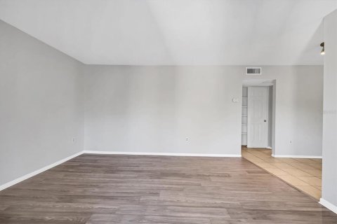 Condominio en venta en Sarasota, Florida, 1 dormitorio, 51.28 m2 № 2094134 - foto 22