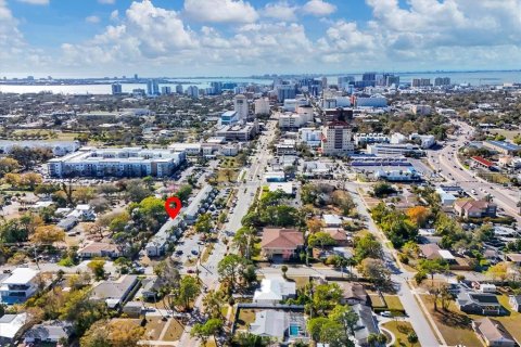 Condominio en venta en Sarasota, Florida, 1 dormitorio, 51.28 m2 № 2094134 - foto 3