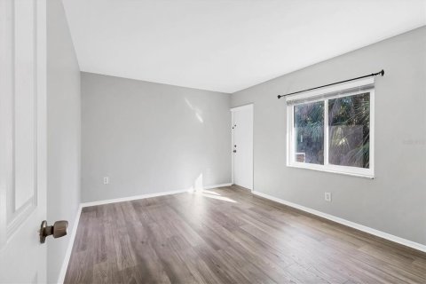 Condominio en venta en Sarasota, Florida, 1 dormitorio, 51.28 m2 № 2094134 - foto 15
