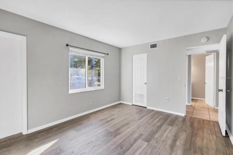 Condominio en venta en Sarasota, Florida, 1 dormitorio, 51.28 m2 № 2094134 - foto 18