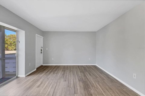 Condominio en venta en Sarasota, Florida, 1 dormitorio, 51.28 m2 № 2094134 - foto 24