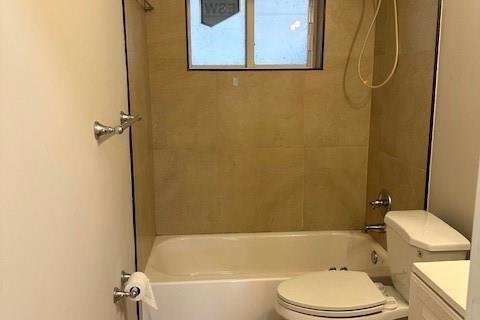 Apartment in Fort Lauderdale, Florida 2 bedrooms, 696.67 sq.m. № 2289253 - photo 7