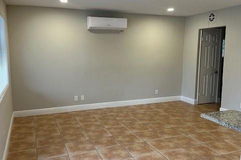 Apartment in Fort Lauderdale, Florida 2 bedrooms, 696.67 sq.m. № 2289253 - photo 9