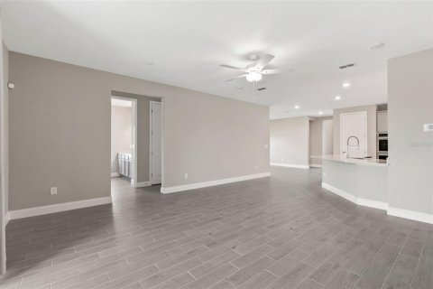 House in Ormond Beach, Florida 4 bedrooms, 213.49 sq.m. № 1858174 - photo 13