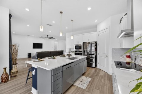 Casa en venta en Wesley Chapel, Florida, 4 dormitorios, 231.98 m2 № 2215723 - foto 22