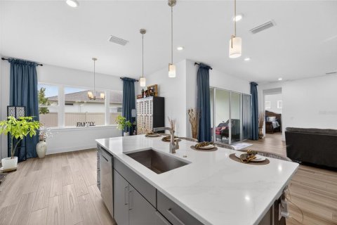 Casa en venta en Wesley Chapel, Florida, 4 dormitorios, 231.98 m2 № 2215723 - foto 24