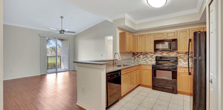 Condo à Delray Beach, Floride, 3 chambres  № 2147344