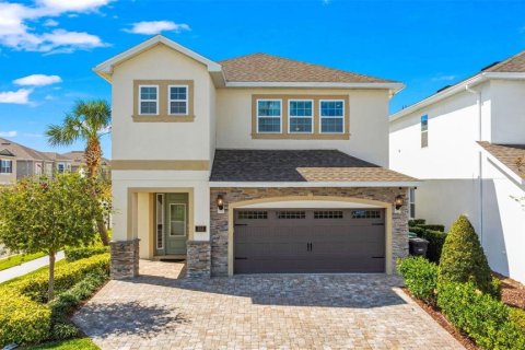 House in Kissimmee, Florida 6 bedrooms, 308.16 sq.m. № 2141110