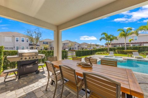 Villa ou maison à vendre à Kissimmee, Floride: 6 chambres, 308.16 m2 № 2141110 - photo 7
