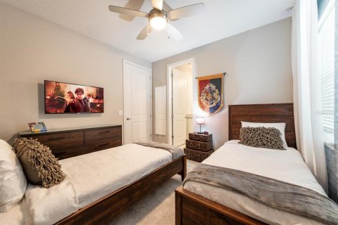 Villa ou maison à vendre à Kissimmee, Floride: 6 chambres, 308.16 m2 № 2141110 - photo 27
