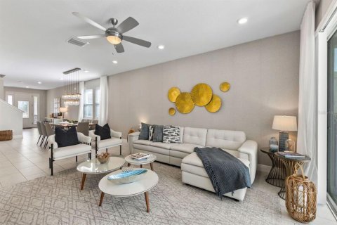 Villa ou maison à vendre à Kissimmee, Floride: 6 chambres, 308.16 m2 № 2141110 - photo 2