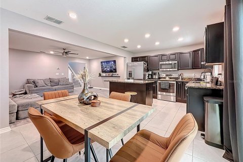 Townhouse in Lakeland, Florida 3 bedrooms, 164.53 sq.m. № 1916643 - photo 27