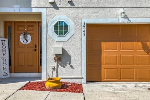 Townhouse in Lakeland, Florida 3 bedrooms, 164.53 sq.m. № 1916643 - photo 8