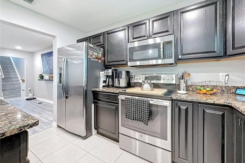 Townhouse in Lakeland, Florida 3 bedrooms, 164.53 sq.m. № 1916643 - photo 23