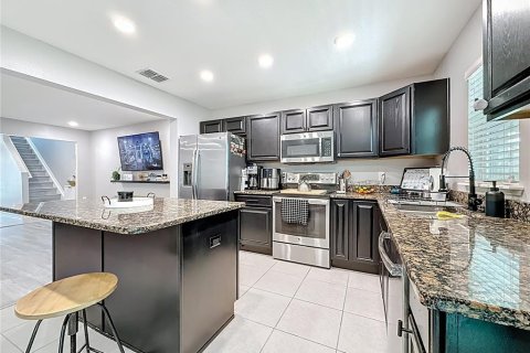Townhouse in Lakeland, Florida 3 bedrooms, 164.53 sq.m. № 1916643 - photo 26