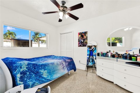 House in Cutler Bay, Florida 3 bedrooms, 109.07 sq.m. № 2056514 - photo 17