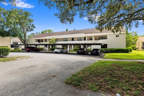 Condo in Tampa, Florida, 1 bedroom  № 1870691 - photo 1