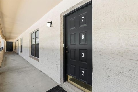 Condo in Tampa, Florida, 1 bedroom  № 1870691 - photo 28