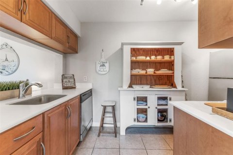 Copropriété à vendre à Palm Harbor, Floride: 1 chambre, 107.12 m2 № 1527285 - photo 12
