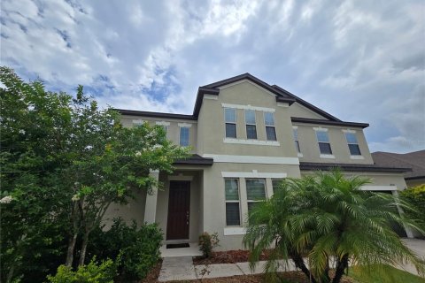 House in Riverview, Florida 5 bedrooms, 296.17 sq.m. № 1761224 - photo 4