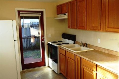 Apartamento en alquiler en Saint Petersburg, Florida, 2 dormitorios, 69.68 m2 № 1681445 - foto 6