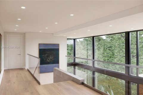 Villa ou maison à vendre à Miami, Floride: 6 chambres, 538.09 m2 № 2004765 - photo 4