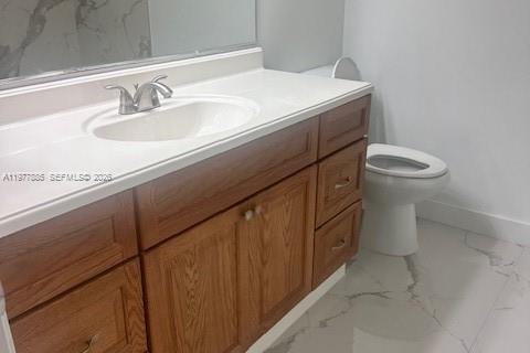 Condo in Pompano Beach, Florida, 2 bedrooms  № 2041856 - photo 12