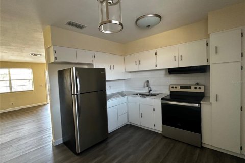 Apartment in Daytona Beach, Florida 2 bedrooms, 78.13 sq.m. № 1876959 - photo 4