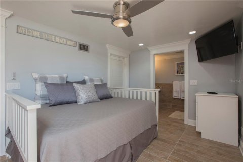 Casa en venta en New Smyrna Beach, Florida, 4 dormitorios, 151.06 m2 № 2143476 - foto 13