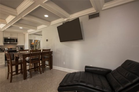 Casa en venta en New Smyrna Beach, Florida, 4 dormitorios, 151.06 m2 № 2143476 - foto 10