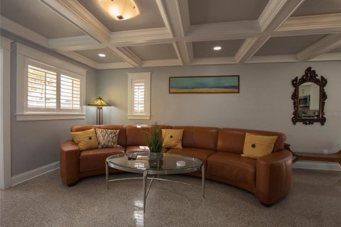 Casa en venta en New Smyrna Beach, Florida, 4 dormitorios, 151.06 m2 № 2143476 - foto 4