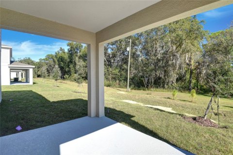 House in Mount Dora, Florida 4 bedrooms, 248.05 sq.m. № 2205579 - photo 18