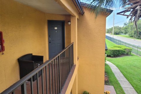 Copropriété à louer à Orlando, Floride: 2 chambres, 102.29 m2 № 2402835 - photo 2