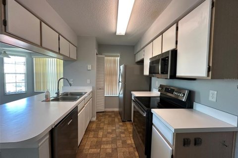 Copropriété à louer à Kissimmee, Floride: 3 chambres, 125.42 m2 № 2119416 - photo 8