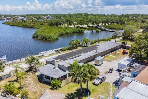 Commercial property in Port Richey, Florida 477.7 sq.m. № 1629803 - photo 14