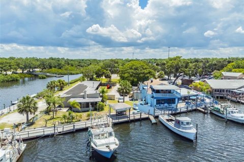 Commercial property in Port Richey, Florida 477.7 sq.m. № 1629803 - photo 19