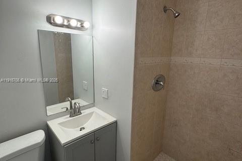 Propiedad comercial en venta en Delray Beach, Florida, 182.46 m2 № 1973985 - foto 9