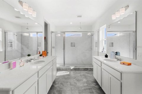 Villa ou maison à louer à Orlando, Floride: 4 chambres, 245.26 m2 № 2167404 - photo 12