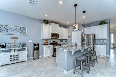 House in Riverview, Florida 4 bedrooms, 269.97 sq.m. № 1526653 - photo 13