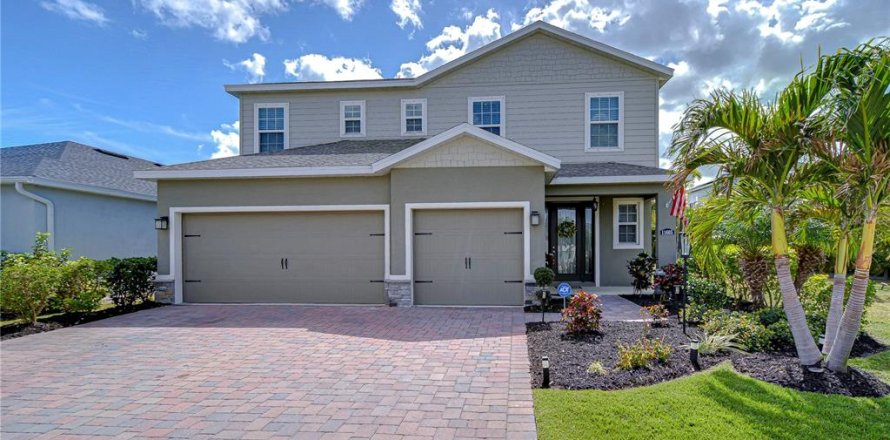House in Riverview, Florida 4 bedrooms, 269.97 sq.m. № 1526653