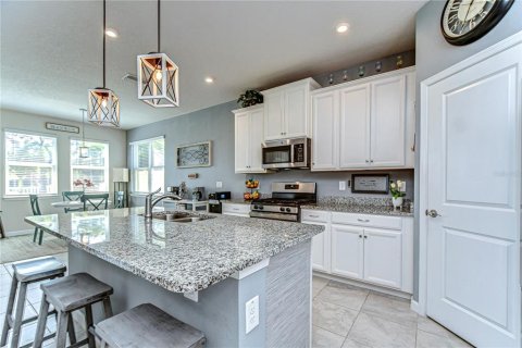 House in Riverview, Florida 4 bedrooms, 269.97 sq.m. № 1526653 - photo 16
