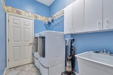 Casa en venta en Orlando, Florida, 4 dormitorios, 233.09 m2 № 2349609 - foto 27