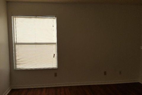 Condo in Orlando, Florida, 3 bedrooms  № 2379721 - photo 8