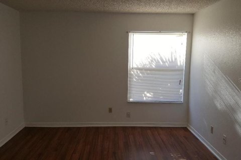 Condo in Orlando, Florida, 3 bedrooms  № 2379721 - photo 3